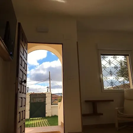 La Casita Del Alcazar Feriehus *
